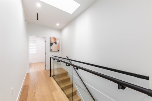 2975 42Nd Avenue E, Vancouver, BC 