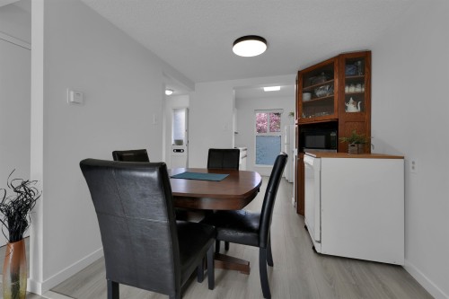 25-315 Schoolhouse Street, Coquitlam, BC - Indoor Photo Showing Dining Room