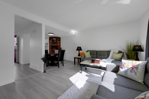 25-315 Schoolhouse Street, Coquitlam, BC - Indoor