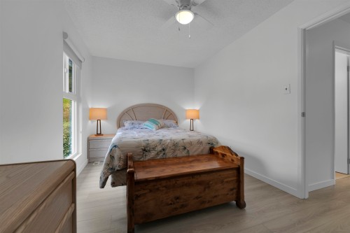 25-315 Schoolhouse Street, Coquitlam, BC - Indoor Photo Showing Bedroom