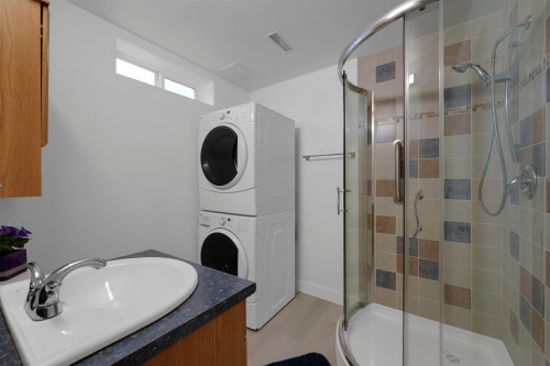 25-315 Schoolhouse Street, Coquitlam, BC - Indoor