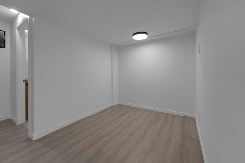 25-315 Schoolhouse Street, Coquitlam, BC - Indoor Photo Showing Other Room