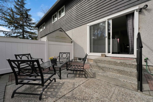 25-315 Schoolhouse Street, Coquitlam, BC - Outdoor