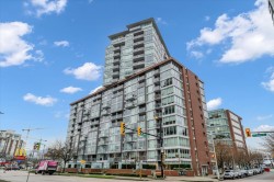 713-1618 Quebec Street  Vancouver, BC V6A 0C5