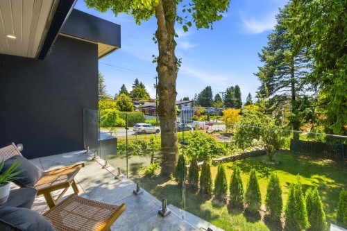 2508 Nelson Avenue, West Vancouver, BC 