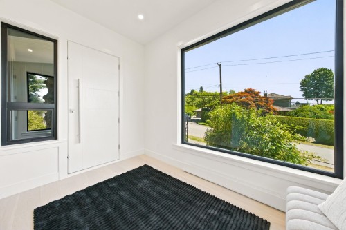 2508 Nelson Avenue, West Vancouver, BC 