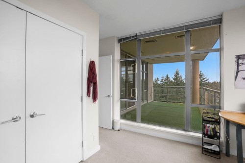 1908-280 Ross Drive, New Westminster, BC -  With Exterior