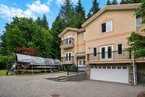 2253 Parkway Boulevard, Coquitlam, BC - Outdoor