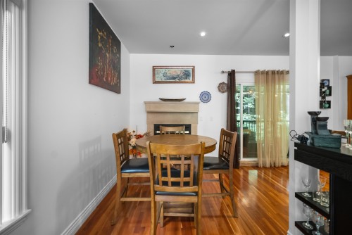2253 Parkway Boulevard, Coquitlam, BC - Indoor Photo Showing Dining Room