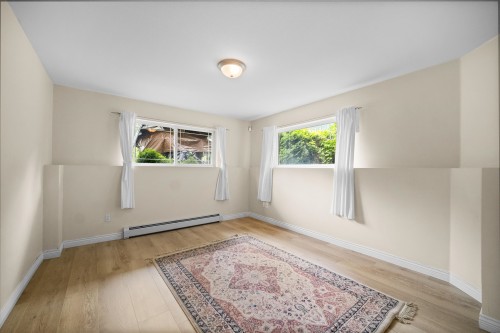 2253 Parkway Boulevard, Coquitlam, BC - Indoor Photo Showing Other Room