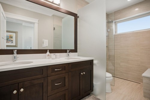 2011 36Th Avenue W, Vancouver, BC 