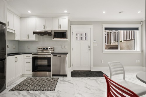 2011 36Th Avenue W, Vancouver, BC 