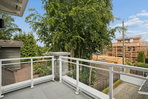 2011 36Th Avenue W, Vancouver, BC 