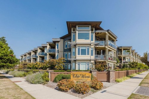241-5160 Davis Bay Road  Sechelt, BC V7Z 0H3