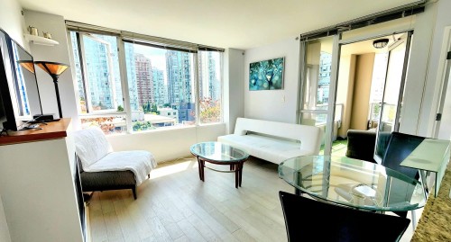 609-822 Seymour Street , Vancouver, BC V6B 1L7 2