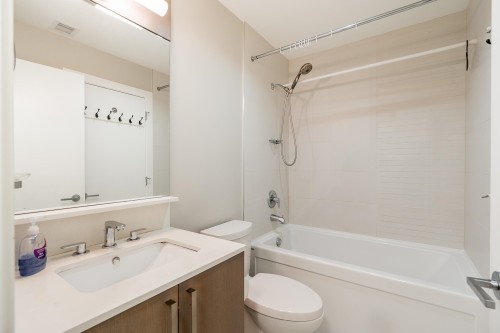 703-10033 River Drive, Richmond, BC 