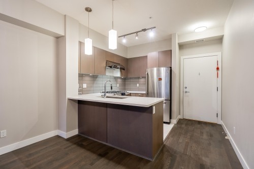 703-10033 River Drive, Richmond, BC 
