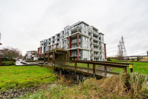 703-10033 River Drive, Richmond, BC 