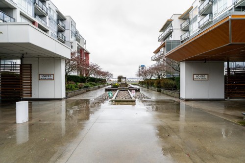 703-10033 River Drive, Richmond, BC 