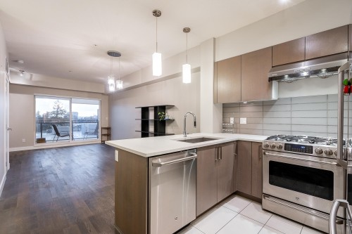 703-10033 River Drive, Richmond, BC 