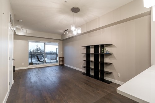 703-10033 River Drive, Richmond, BC 