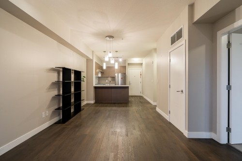 703-10033 River Drive, Richmond, BC 