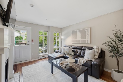 3018 4Th Avenue W, Vancouver, BC 