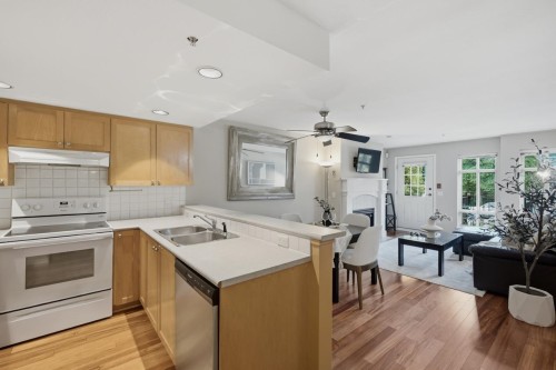 3018 4Th Avenue W, Vancouver, BC 