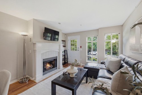 3018 4Th Avenue W, Vancouver, BC 