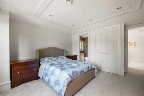 1268 40Th Avenue W, Vancouver, BC 