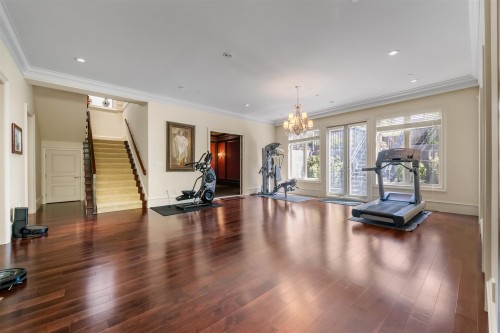 1268 40Th Avenue W, Vancouver, BC 