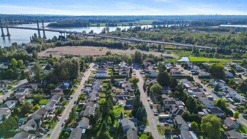 20138 Lorne Avenue, Maple Ridge, BC 