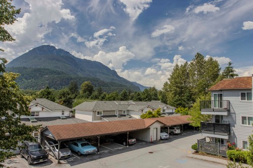 304-40140 Willow Crescent, Squamish, BC 