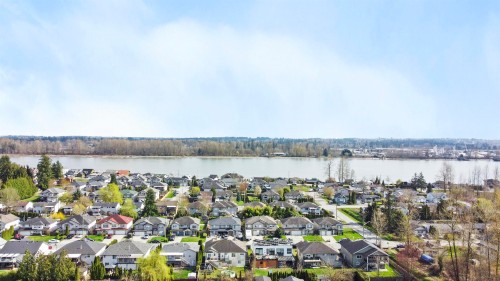 20138 Lorne Avenue, Maple Ridge, BC 