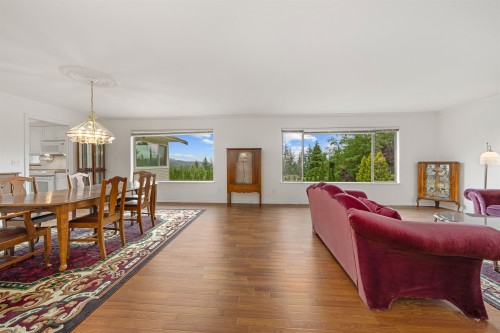 27660 128 Avenue, Maple Ridge, BC 