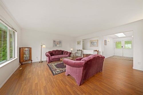27660 128 Avenue, Maple Ridge, BC 