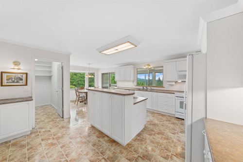 27660 128 Avenue, Maple Ridge, BC 