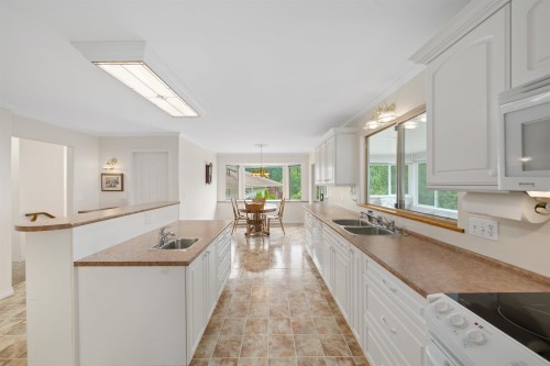 27660 128 Avenue, Maple Ridge, BC 