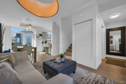 7901 Oak Street, Vancouver, BC 