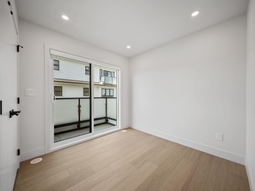 3-3786 Peter Street, Burnaby, BC 
