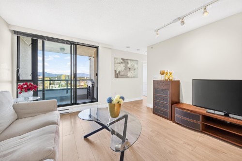 1106-7380 Elmbridge Way, Richmond, BC 