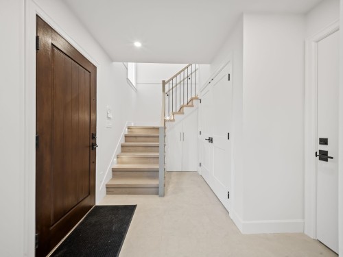 4-3786 Peter Street, Burnaby, BC 