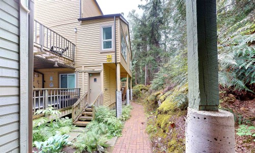 4-2235 Sapporo Drive, Whistler, BC 