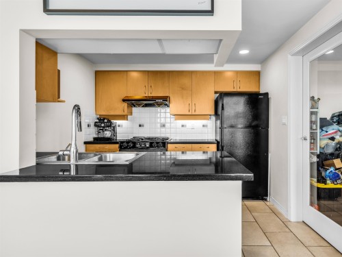 2807-1199 Marinaside Crescent, Vancouver, BC 