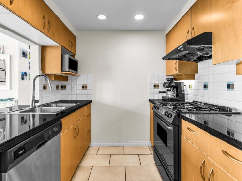 2807-1199 Marinaside Crescent, Vancouver, BC 