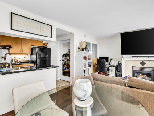 2807-1199 Marinaside Crescent, Vancouver, BC 
