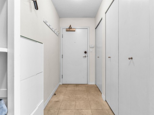 2807-1199 Marinaside Crescent, Vancouver, BC 