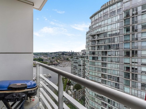 2807-1199 Marinaside Crescent, Vancouver, BC 