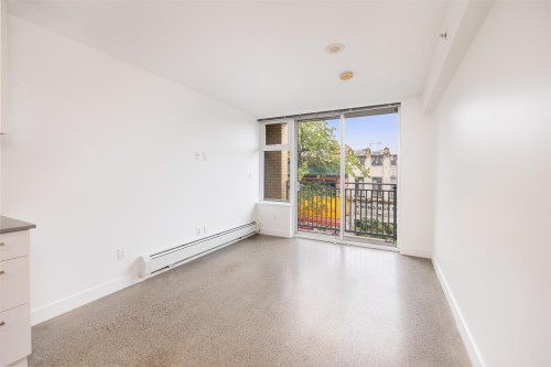 305-231 Pender Street E, Vancouver, BC 