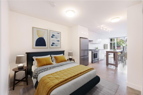 305-231 Pender Street E, Vancouver, BC 